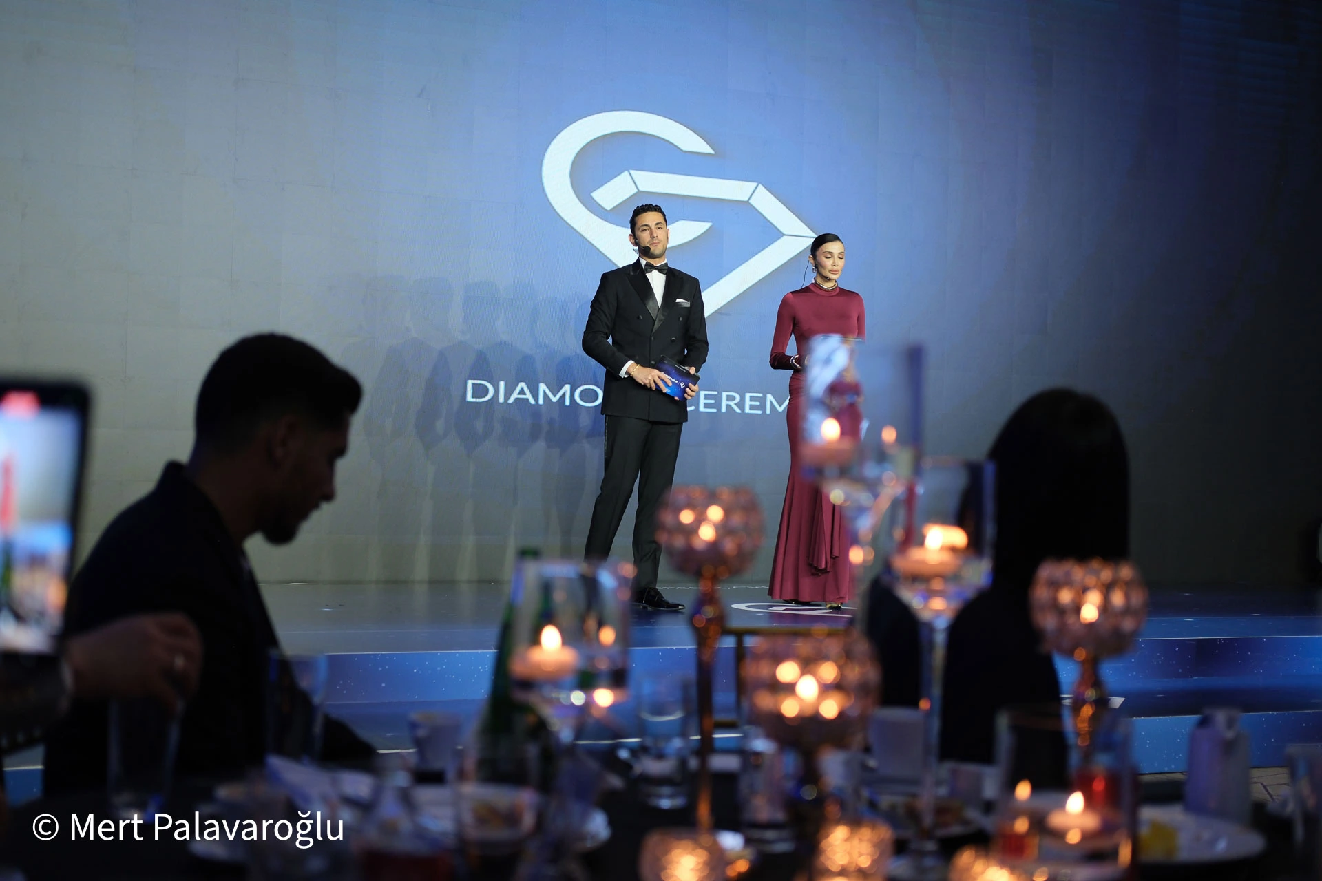 Mert Palavaroğlu Sahne 25 — Kurumsal Etkinlik Sunucusu, Showman