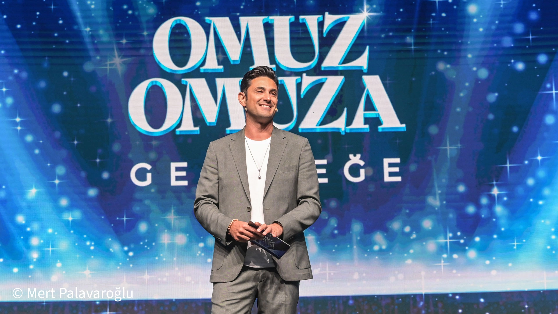 Mert Palavaroğlu Sahne 6 — Kurumsal Etkinlik Sunucusu, Showman